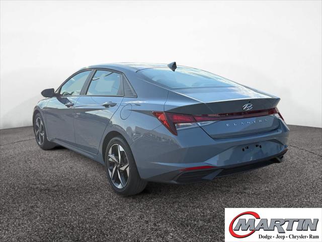 2023 Hyundai Elantra SEL 2023 Hyundai Elantra SEL