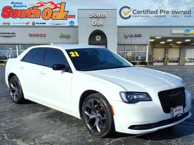 2021 Chrysler 300 Touring 2021 Chrysler 300 Touring