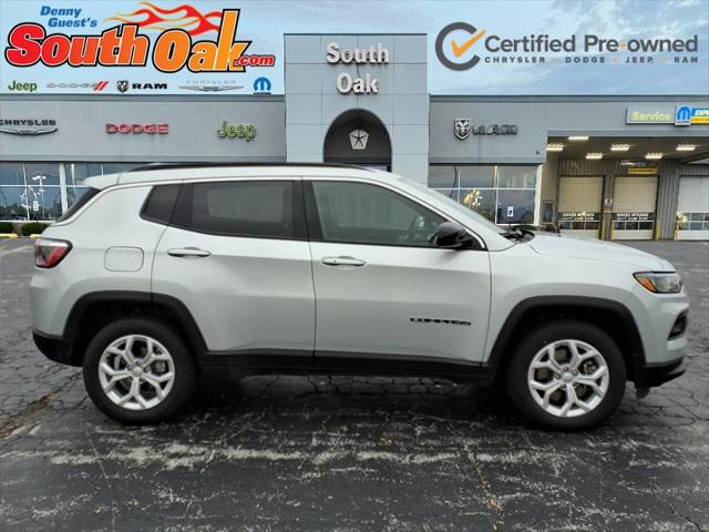 2024 Jeep Compass Latitude 4x4 2024 Jeep Compass Latitude 4x4