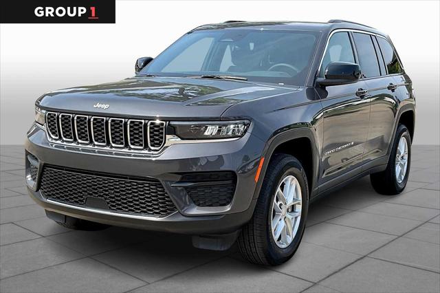 2025 Jeep Grand Cherokee GRAND CHEROKEE LAREDO X 4X4