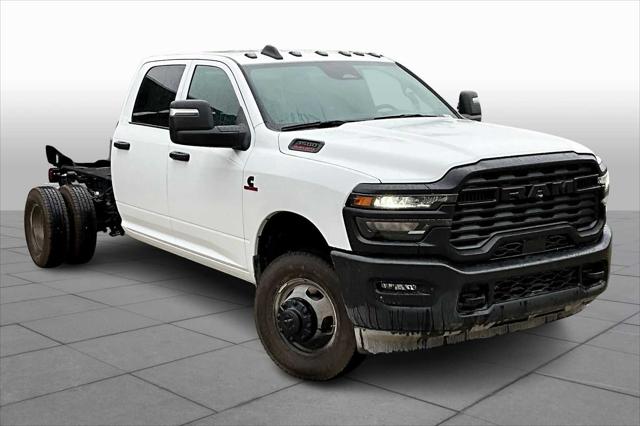 2026 RAM Ram 3500 Chassis Cab RAM 3500 TRADESMAN CREW CAB CHASSIS 4X4 60 CA