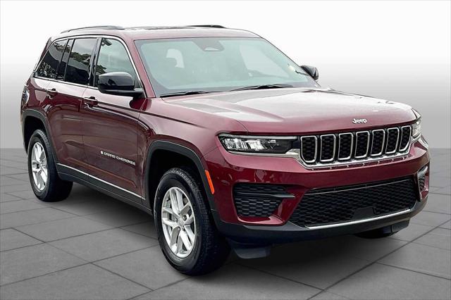 2025 Jeep Grand Cherokee GRAND CHEROKEE LAREDO X 4X4