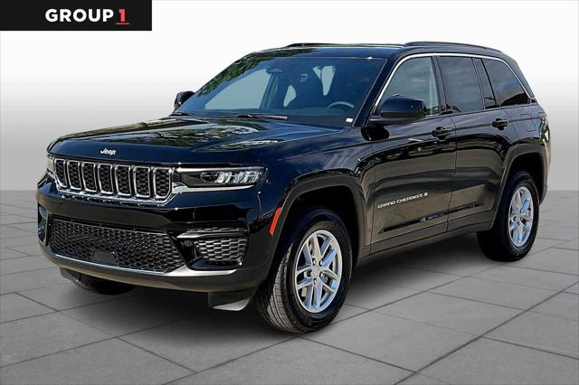 2025 Jeep Grand Cherokee GRAND CHEROKEE LAREDO X 4X4