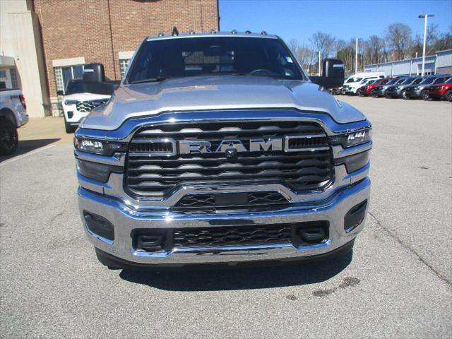 2026 RAM Ram 3500 Chassis Cab RAM 3500 TRADESMAN CREW CAB CHASSIS 4X4 60 CA