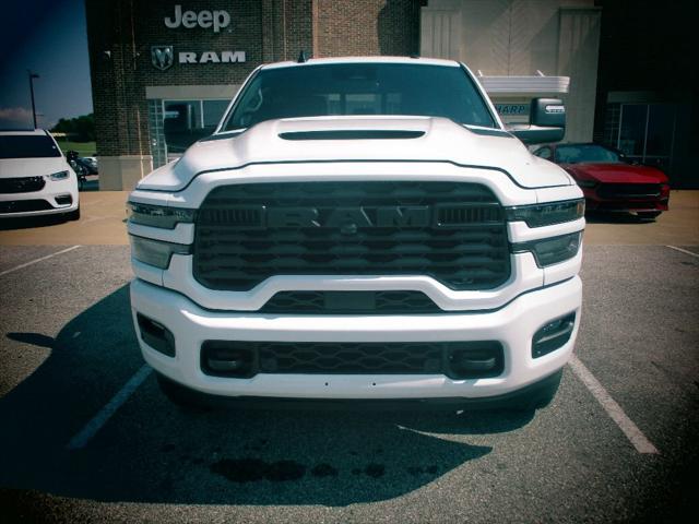 2026 RAM Ram 2500 RAM 2500 BLACK EXPRESS CREW CAB 4X4 64 BOX