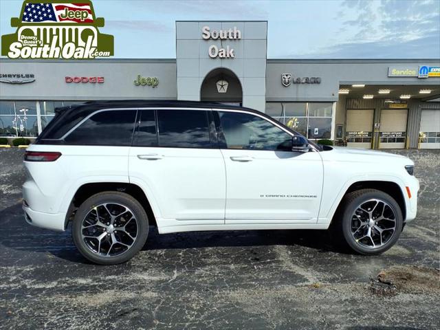 2025 Jeep Grand Cherokee GRAND CHEROKEE SUMMIT RESERVE 4X4