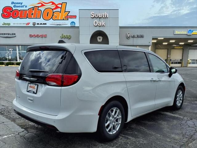 2026 Chrysler Voyager VOYAGER LX