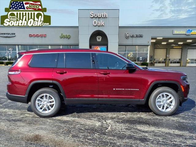 2025 Jeep Grand Cherokee GRAND CHEROKEE L LAREDO X 4X4