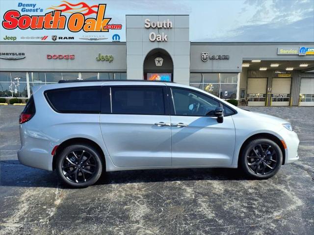 2026 Chrysler Pacifica PACIFICA LIMITED AWD