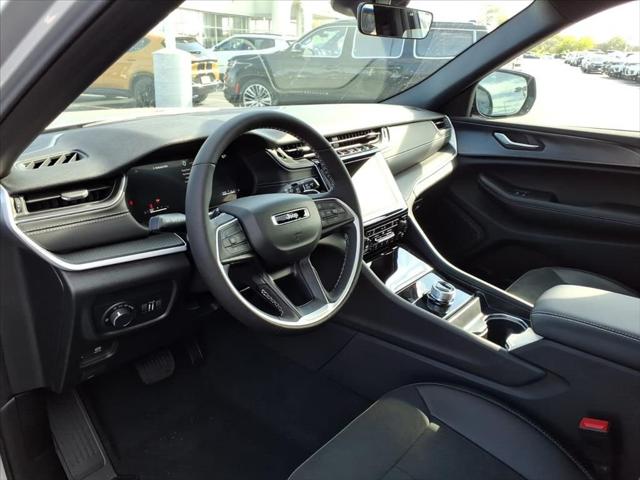 2025 Jeep Grand Cherokee Altitude X 4x4