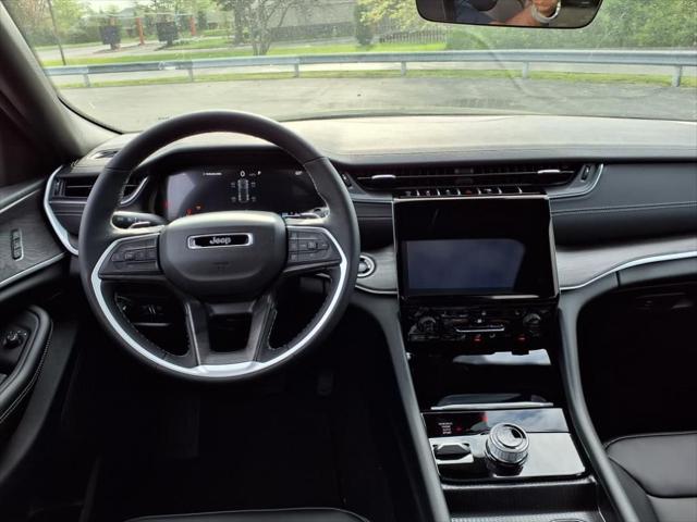 2025 Jeep Grand Cherokee Limited 4x4