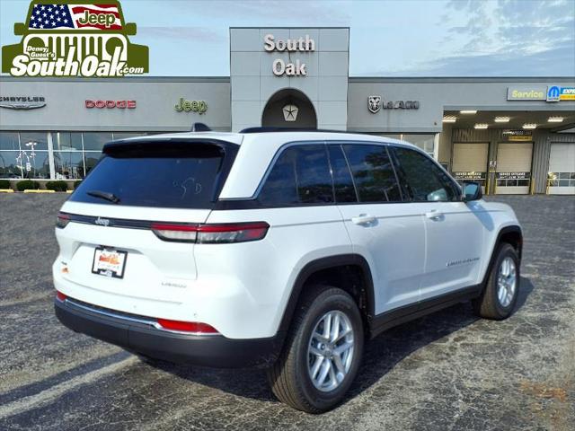 2025 Jeep Grand Cherokee GRAND CHEROKEE LAREDO X 4X4
