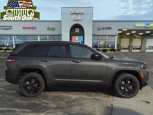 2025 Jeep Grand Cherokee GRAND CHEROKEE ALTITUDE X 4X4