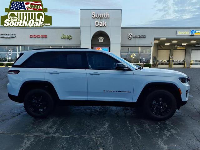 2025 Jeep Grand Cherokee GRAND CHEROKEE ALTITUDE X 4X4