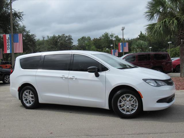 2026 Chrysler Voyager VOYAGER LX