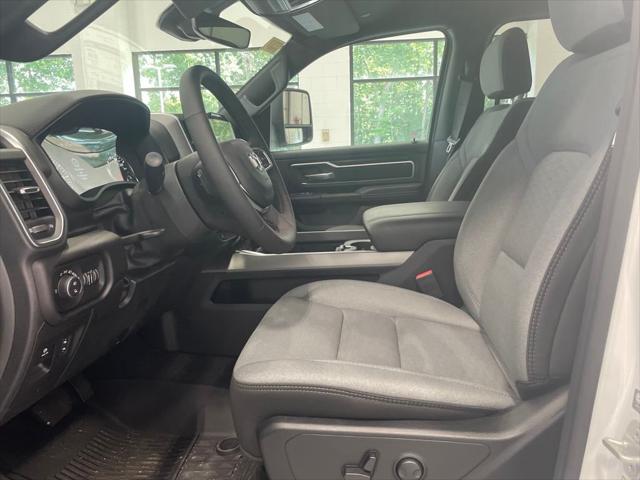 2025 RAM 1500 Big Horn Crew Cab 4x4 57 Box 2025 RAM 1500 Big Horn Crew Cab 4x4 57 Box