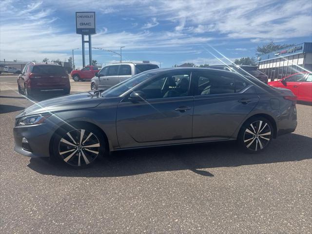 2020 Nissan Altima SR FWD 2020 Nissan Altima SR FWD