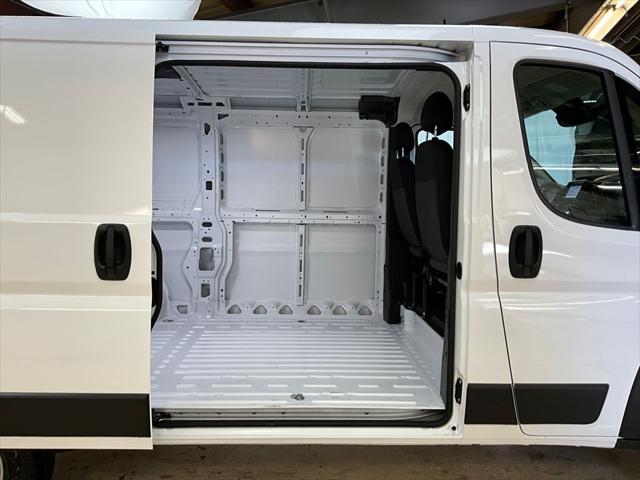 2026 RAM Ram ProMaster RAM PROMASTER 1500 TRADESMAN CARGO VAN LOW ROOF 136 WB