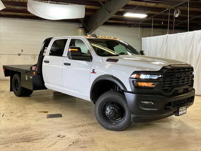2025 RAM Ram 3500 Chassis Cab RAM 3500 TRADESMAN CREW CAB CHASSIS 4X4 60 CA