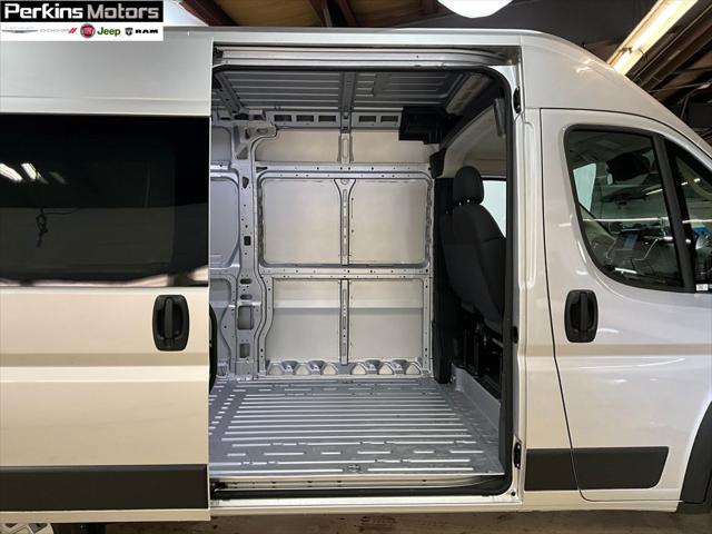 2025 RAM Ram ProMaster RAM PROMASTER 1500 SLT CARGO VAN HIGH ROOF 136 WB 2025 RAM Ram ProMaster RAM PROMASTER 1500 SLT CARGO VAN HIGH ROOF 136 WB
