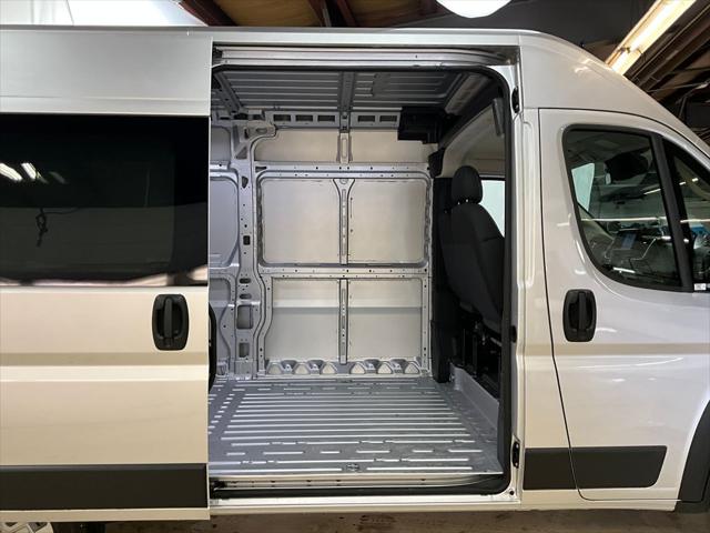 2025 RAM Ram ProMaster RAM PROMASTER 1500 SLT CARGO VAN HIGH ROOF 136 WB 2025 RAM Ram ProMaster RAM PROMASTER 1500 SLT CARGO VAN HIGH ROOF 136 WB