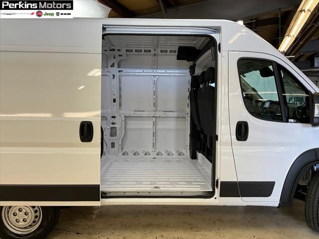 2025 RAM Ram ProMaster RAM PROMASTER 1500 TRADESMAN CARGO VAN HIGH ROOF 136 WB 2025 RAM Ram ProMaster RAM PROMASTER 1500 TRADESMAN CARGO VAN HIGH ROOF 136 WB