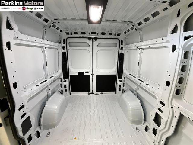 2025 RAM Ram ProMaster RAM PROMASTER 1500 TRADESMAN CARGO VAN HIGH ROOF 136 WB 2025 RAM Ram ProMaster RAM PROMASTER 1500 TRADESMAN CARGO VAN HIGH ROOF 136 WB