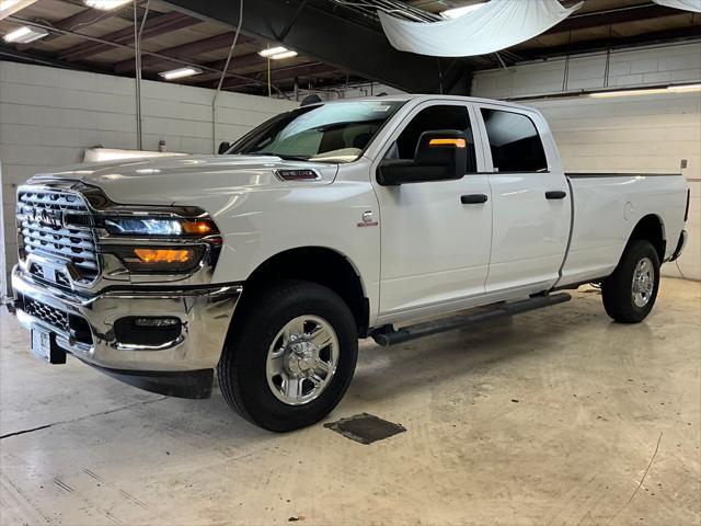 2026 RAM Ram 2500 RAM 2500 TRADESMAN CREW CAB 4X4 8 BOX