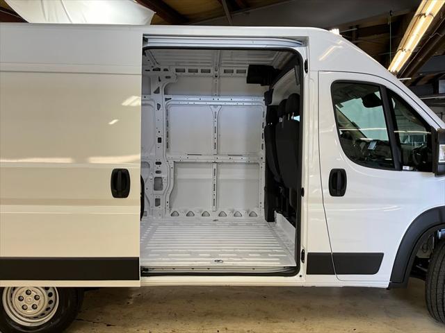 2025 RAM Ram ProMaster RAM PROMASTER 1500 TRADESMAN CARGO VAN HIGH ROOF 136 WB