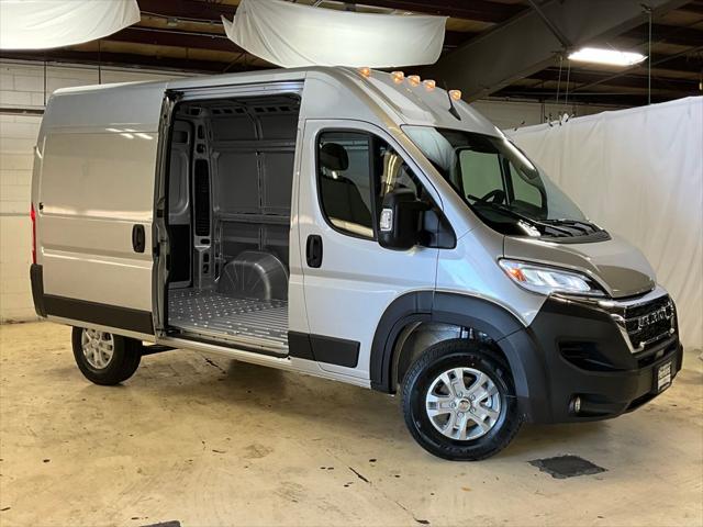 2025 RAM Ram ProMaster RAM PROMASTER 1500 SLT CARGO VAN HIGH ROOF 136 WB