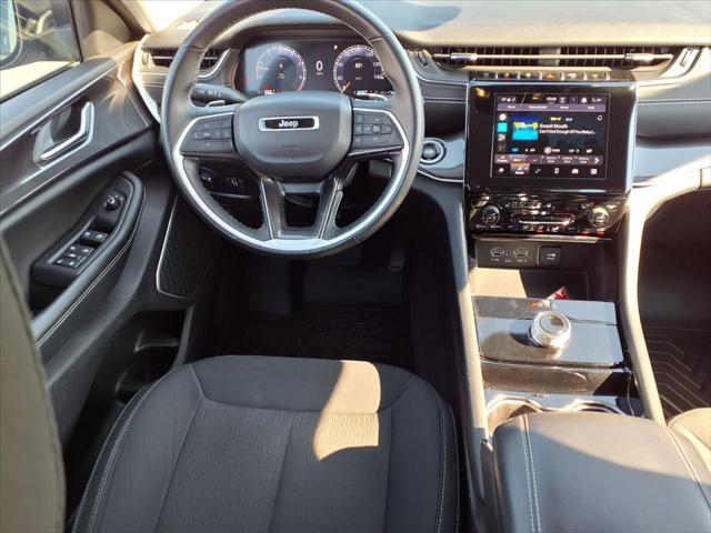 2022 Jeep Grand Cherokee L Laredo 4x4 2022 Jeep Grand Cherokee L Laredo 4x4