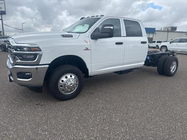 2025 RAM Ram 3500 Chassis Cab RAM 3500 TRADESMAN CREW CAB CHASSIS 4X2 60 CA 2025 RAM Ram 3500 Chassis Cab RAM 3500 TRADESMAN CREW CAB CHASSIS 4X2 60 CA