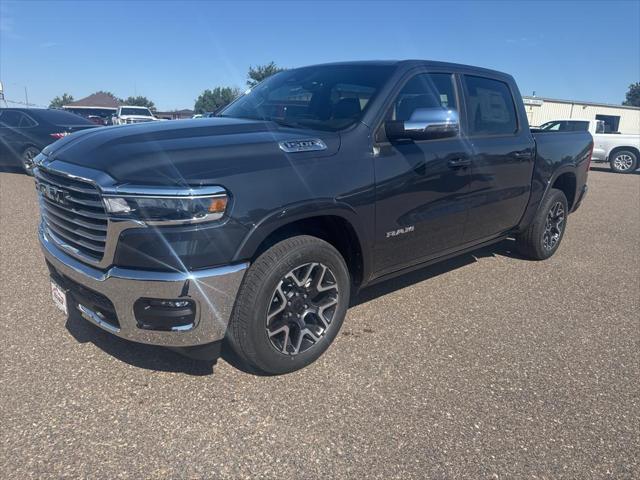 2025 RAM Ram 1500 RAM 1500 LARAMIE CREW CAB 4X4 57 BOX 2025 RAM Ram 1500 RAM 1500 LARAMIE CREW CAB 4X4 57 BOX