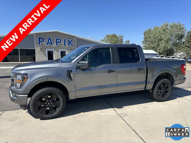 2023 Ford F-150 XL 2023 Ford F-150 XL