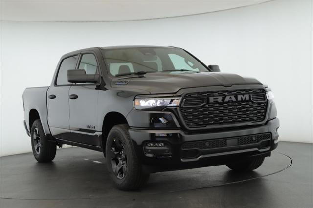 2025 Ram 1500 Tradesman Crew Cab 4x4 5'7" Box for sale in Amityville, NY