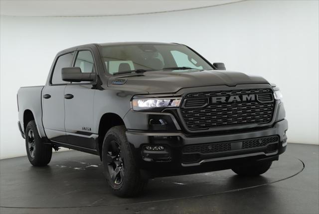 2025 Ram 1500 Tradesman Crew Cab 4x4 5'7" Box for sale in Amityville, NY