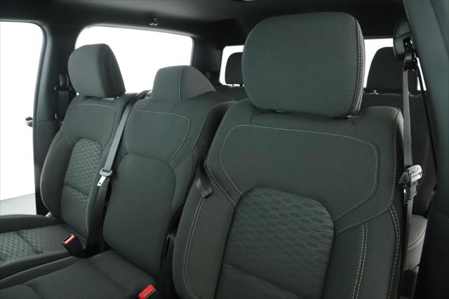 2025 Ram 1500 Tradesman Crew Cab 4x4 5'7" Box