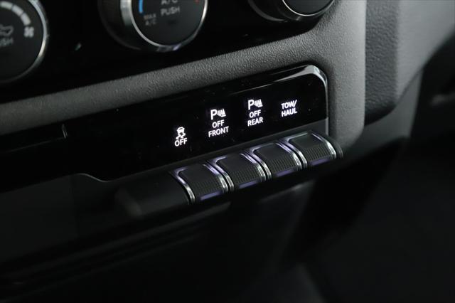 2025 Ram 1500 Tradesman Crew Cab 4x4 5'7" Box