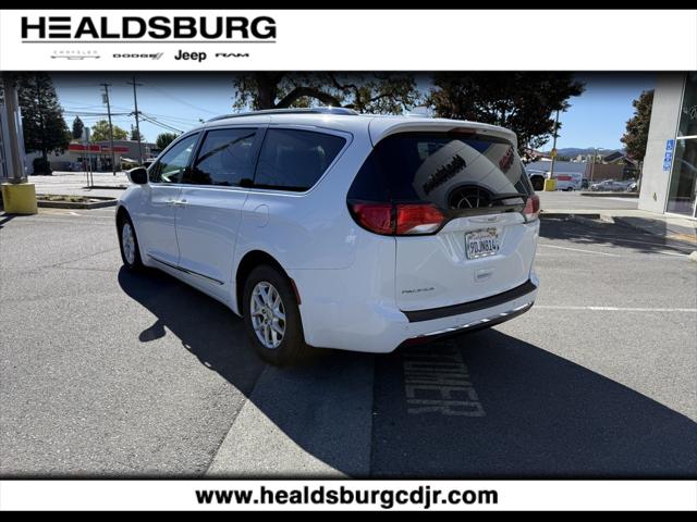 2020 Chrysler Pacifica Touring L 2020 Chrysler Pacifica Touring L