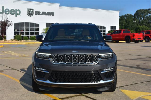 2022 Jeep Grand Cherokee 4xe Summit Reserve 4x4 2022 Jeep Grand Cherokee 4xe Summit Reserve 4x4