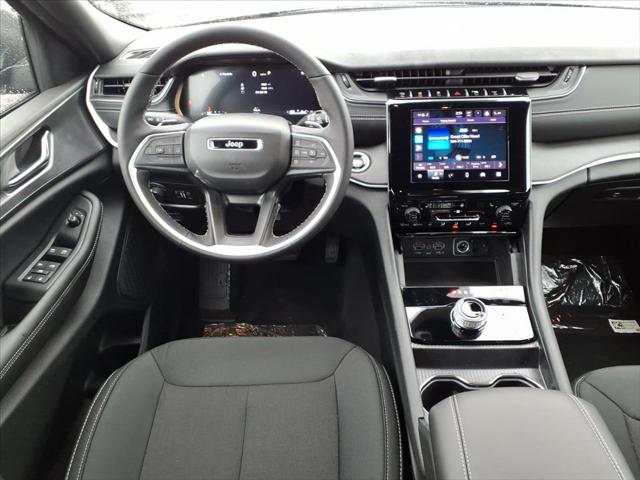 2025 Jeep Grand Cherokee GRAND CHEROKEE L LAREDO 4X4 2025 Jeep Grand Cherokee GRAND CHEROKEE L LAREDO 4X4