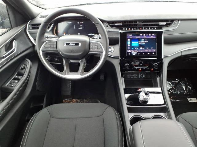 2025 Jeep Grand Cherokee GRAND CHEROKEE L LAREDO 4X4 2025 Jeep Grand Cherokee GRAND CHEROKEE L LAREDO 4X4