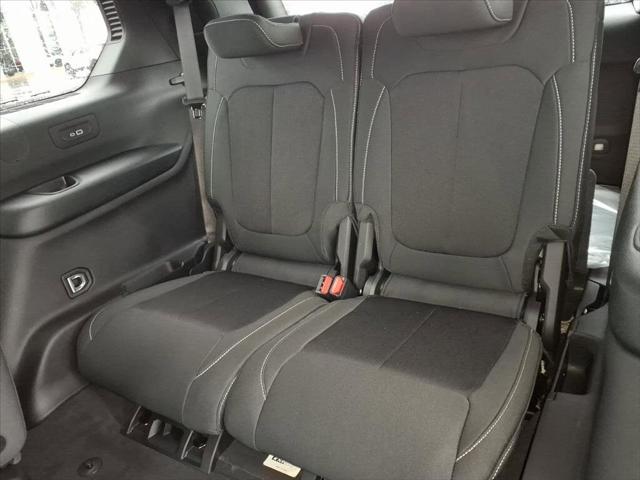 2025 Jeep Grand Cherokee Laredo 4x4
