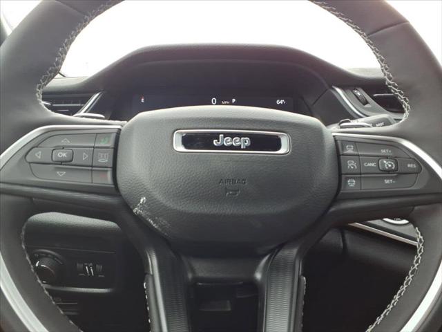 2025 Jeep Grand Cherokee Laredo 4x4