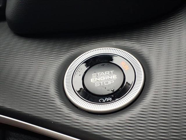 2025 Jeep Grand Cherokee Laredo 4x4