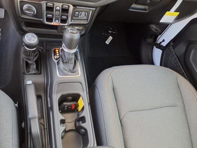 2025 Jeep Wrangler 4-Door Summit 4x4