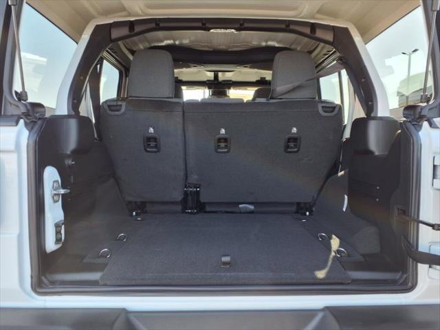 2025 Jeep Wrangler 4-Door Summit 4x4