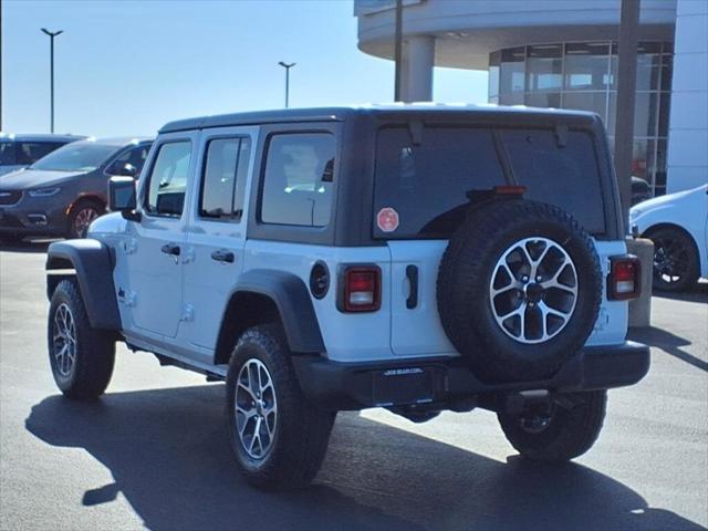 2025 Jeep Wrangler 4-Door Summit 4x4