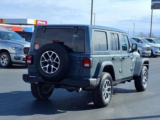 2025 Jeep Wrangler 4-Door Summit 4x4