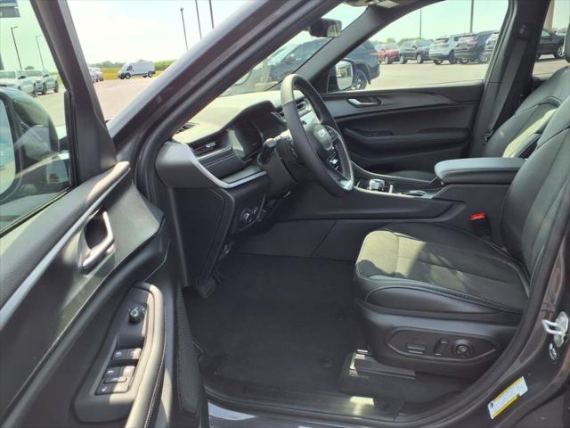2025 Jeep Grand Cherokee Altitude X 4x4